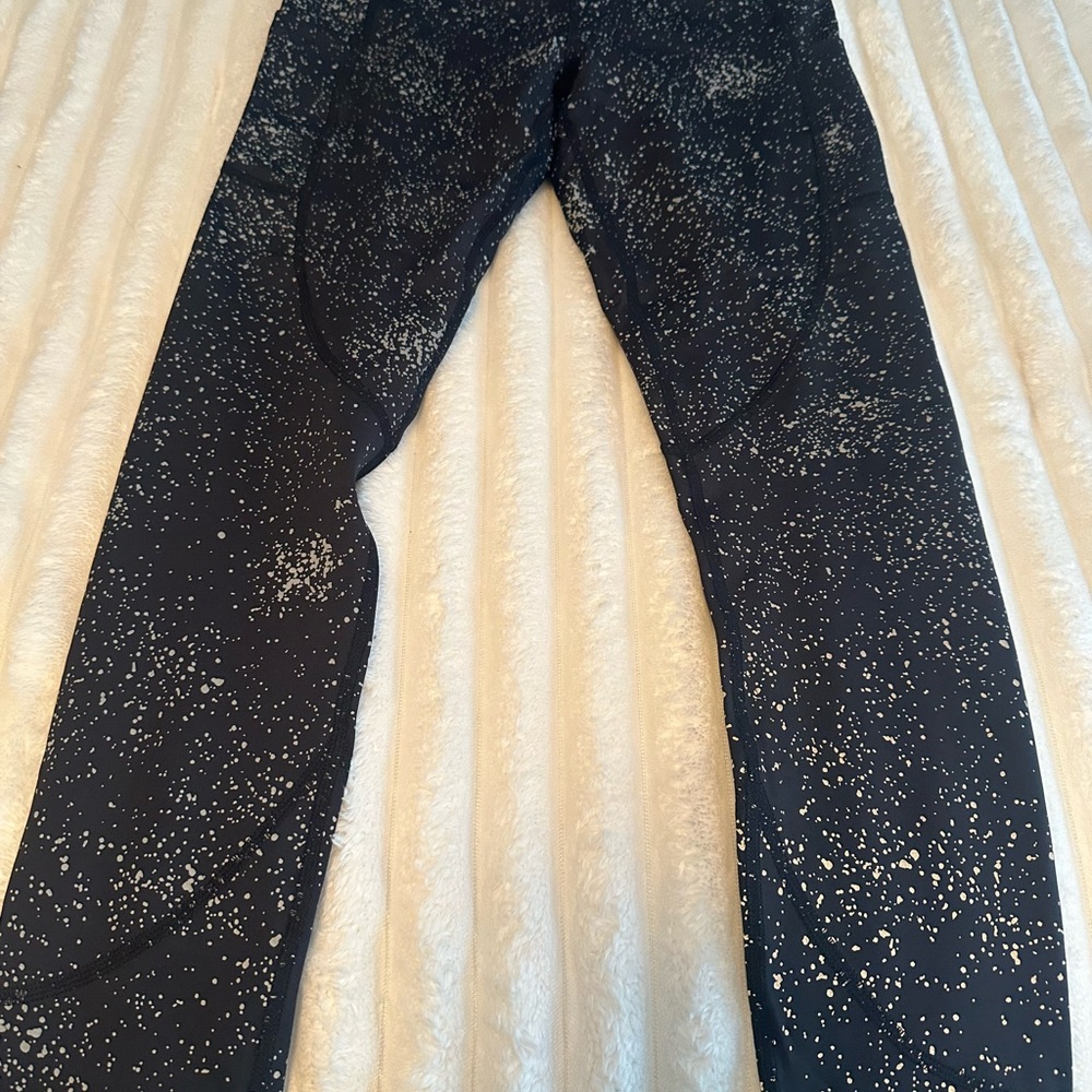 ZYIA Black and White Speckled Leggings